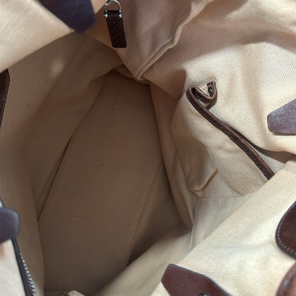 Last Price drop!!Burberry Shoulder Tote bag. - Picture 7 of 13
